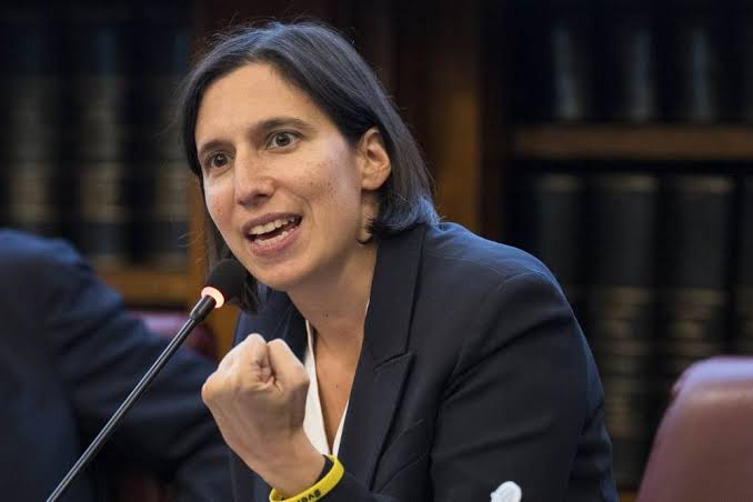 Elly Schlein durante un intervento politico