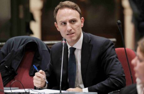 Piero De Luca presenta il suo libro a Roma