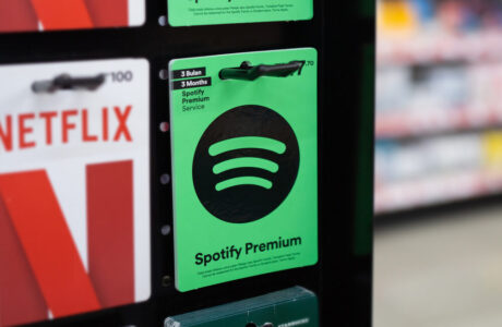 Logo di Spotify con grafico di crescita
