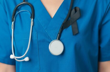 Vaccino a mRna Intismeran e studio sul melanoma