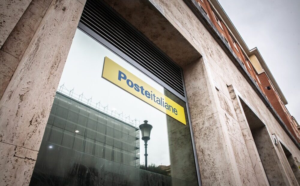 Postamat di Poste Italiane