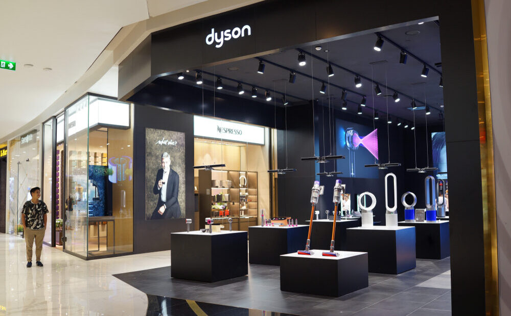 Nuova piastre Corrale CoolShine e spazzola Airsmooth di Dyson