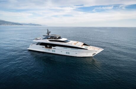 Yacht She di Sanlorenzo presentato al Cannes Yachting Festival