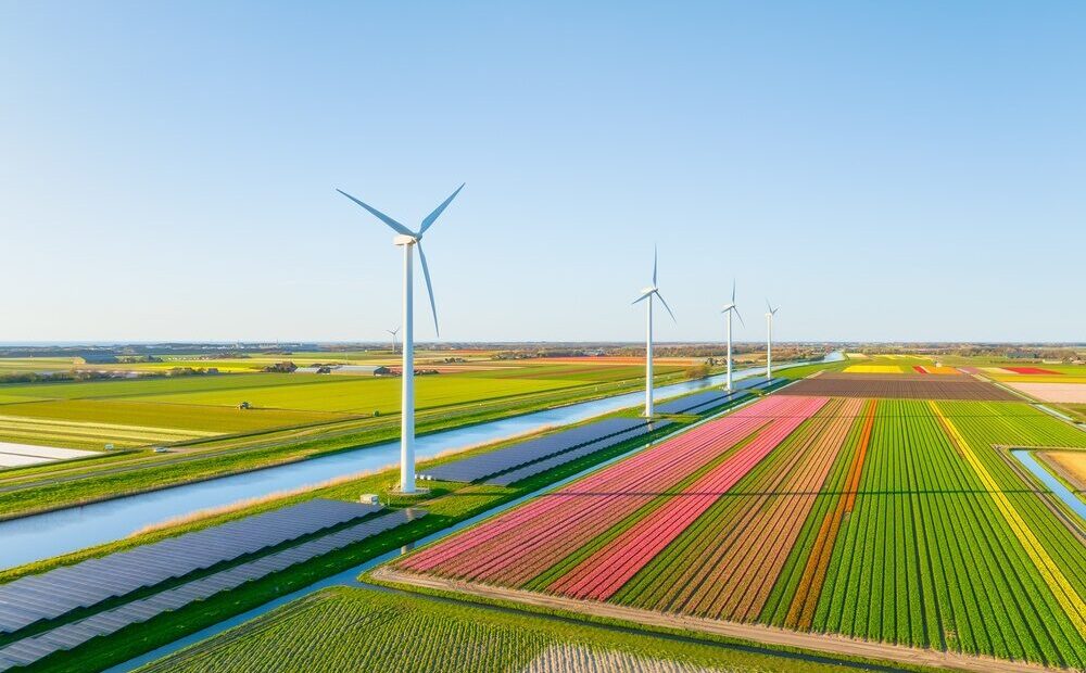 Turbina eolica alta 365 metri completata in Germania